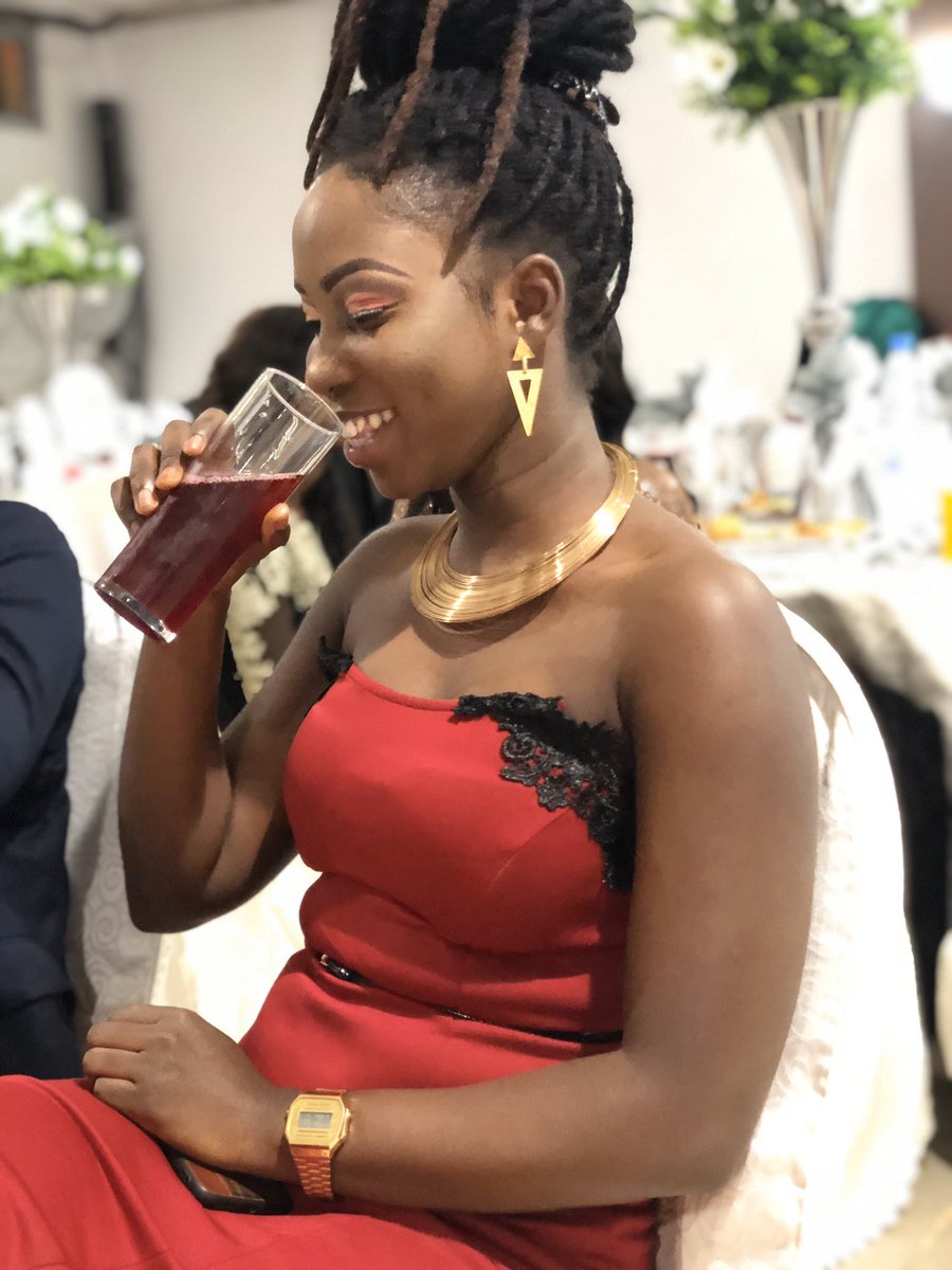 AidaBerNdiaye's tweet photo. Salut, je suis nouvelle. 🥰 https://t.co/WlvhQ20chZ