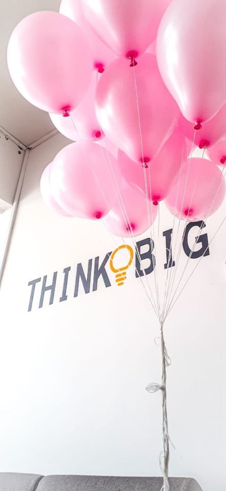 LogisticsTrax's tweet photo. Women's Day Celebrations at Trax! Absolutely loved delivering a smile to our female clients' faces.

Special Thanks to Pie in the Sky for their support.

Looking forward to even greater celebrations next year! https://t.co/SUrKYJYS92