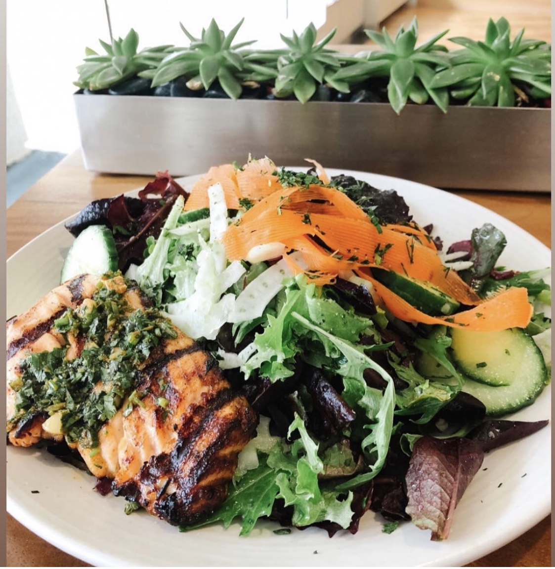 Roundhouse_SR's tweet photo. Did you know that the DHA in Omega 3 fats help to nourish the brain while mitigating stress hormones? Plus, the Omega 3 in salmon can reduce inflammation and promote healthy blood flow, both of which are compromised with chronic stress.  
Pictured: Salmon salad from Bishop Farms https://t.co/wcolYmbubb