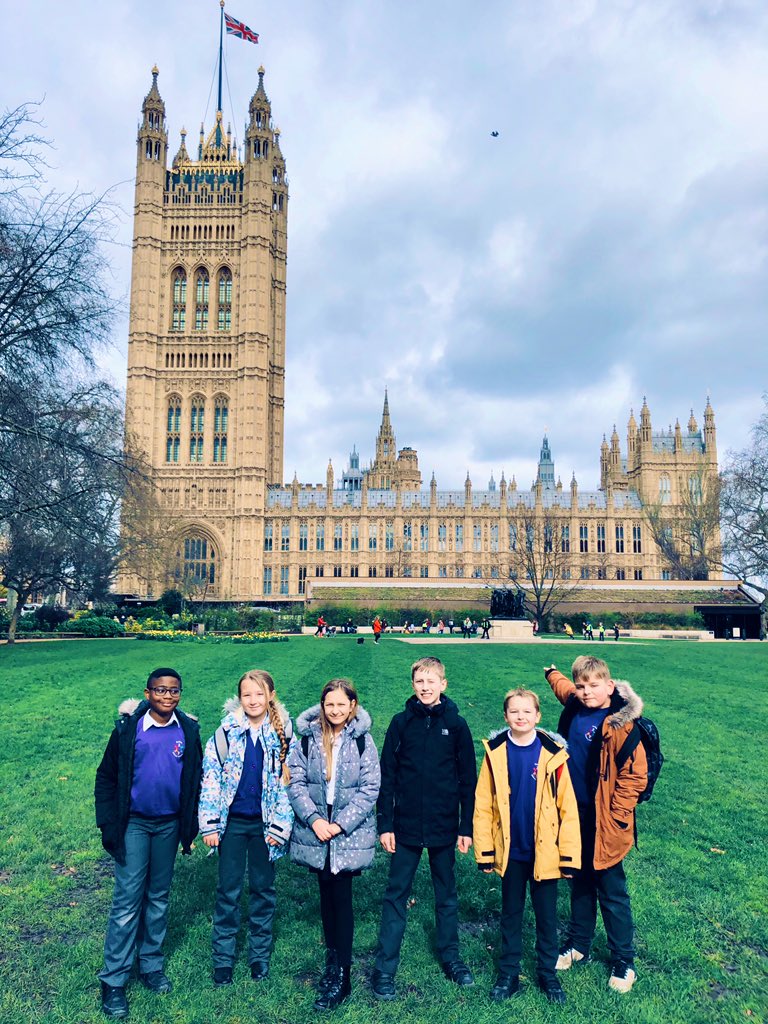 PortfieldSchool's tweet photo. What a brilliant experience for Y5/6 who visited The Houses of Parliament today as part of their ‘Finding a Middle Ground’ topic! @James_Munt @MrStrongHT @TKATAcademies https://t.co/PqSdRljmwv