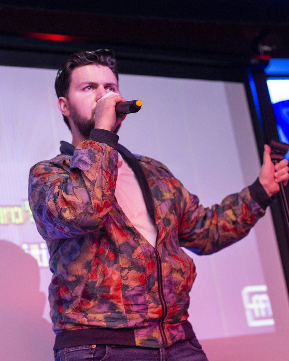 BlueKendall's tweet photo. 🎙Karaoke Mondays!
🎧Hosted by Sheryl &amp; Sounds by DJ Marcelo
🍹Half-off drinks for "In The Biz" industry professionals all night!
🍾Featuring: $75 bottles of Van Gogh Blue Vodka
Sign up and music starts at 9 PM
𝘍𝘳𝘦𝘦 𝘵𝘰 𝘗𝘢𝘳𝘵𝘺! 𝗡𝗢 𝗖𝗢𝗩𝗘𝗥 https://t.co/MtQd8D1iq0