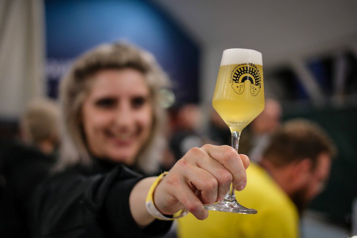 QueerBrewing's tweet photo. Well, what a weekend! Thanks so much to @PeopleLikeUsDk for having us over to pour at #SRBB2020, our first ever festival 🖤 It was an amazing festival with an awesome lineup, and hats off to the whole PLU team for smashing it! Same time next year? https://t.co/EE5m3HsKW0