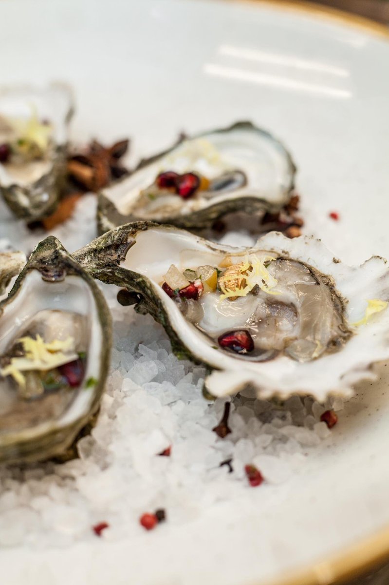 Kick off your week with $1 oysters and half off select glasses of wine every Monday at Upstream! #oysters #MondayMotivaton