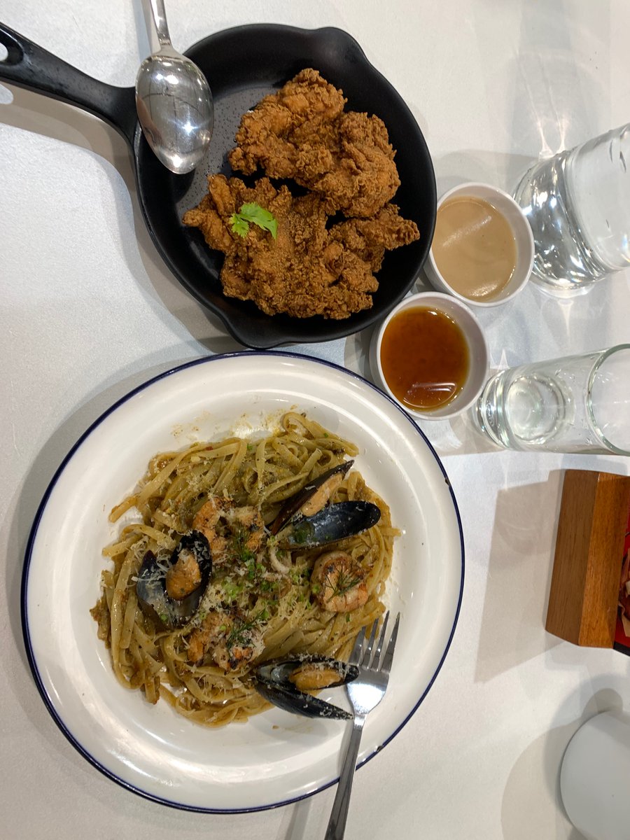 gabrielwithanI's tweet photo. In the midst of chaos and distractions in the world, it’s easy to forget one’s wellbeing. For my affect project, one should not forget to take some time off and reward yourself after a hard week https://t.co/d2DWwuQVzr
