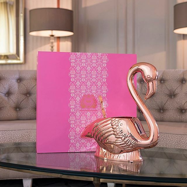 If Absolut Elyx had a spirit animal, it would probably be a flamingo. Flamboyant, elegant, a little weird, and definitiely very different, if it's a flamingo, we're here for it. Our Copper Flamingo Punch Bowl is all of those things, but with the added bo… ift.tt/2TRDStB