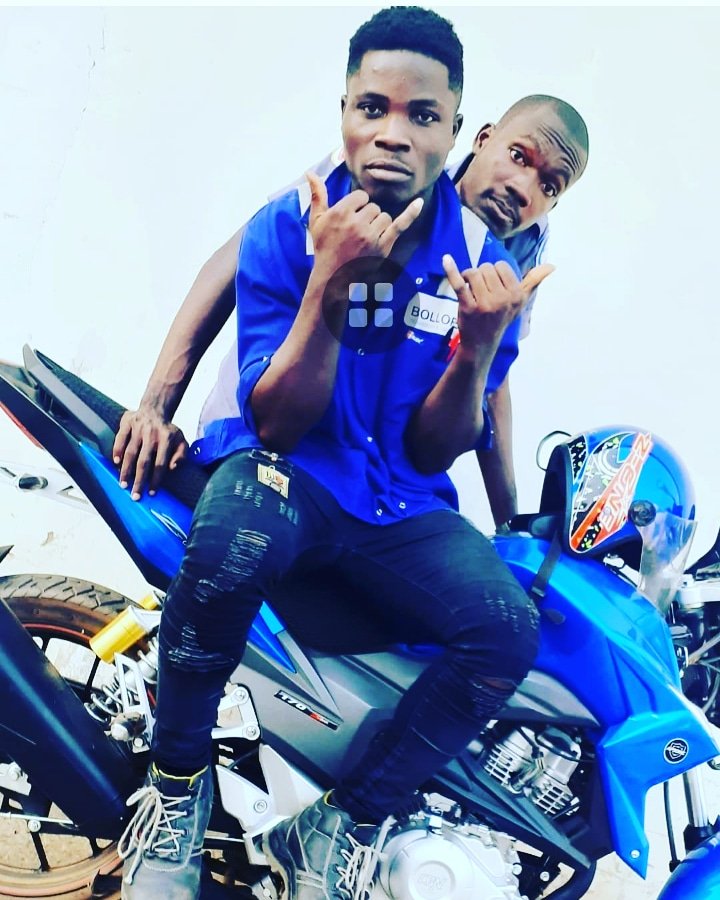 JKoomsom's tweet photo. OMAR RATTY MAN AND OMAR RICH WE DEY P0POO LIFE 🔞🔞🔞🔞🔞♥️♥️♥️♥️ LIFE IS TOO SHORT 😝😝😝😝 https://t.co/mITvTnHyoq