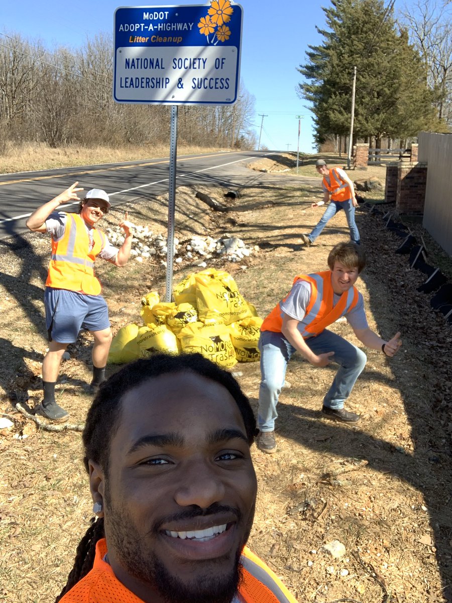 MSTNSLS's tweet photo. This weekend we adopted a highway and gave it its first clean up! A great way to take initiative in your community! Stewardship is Leadership! #nsls https://t.co/GtX21hrXEl