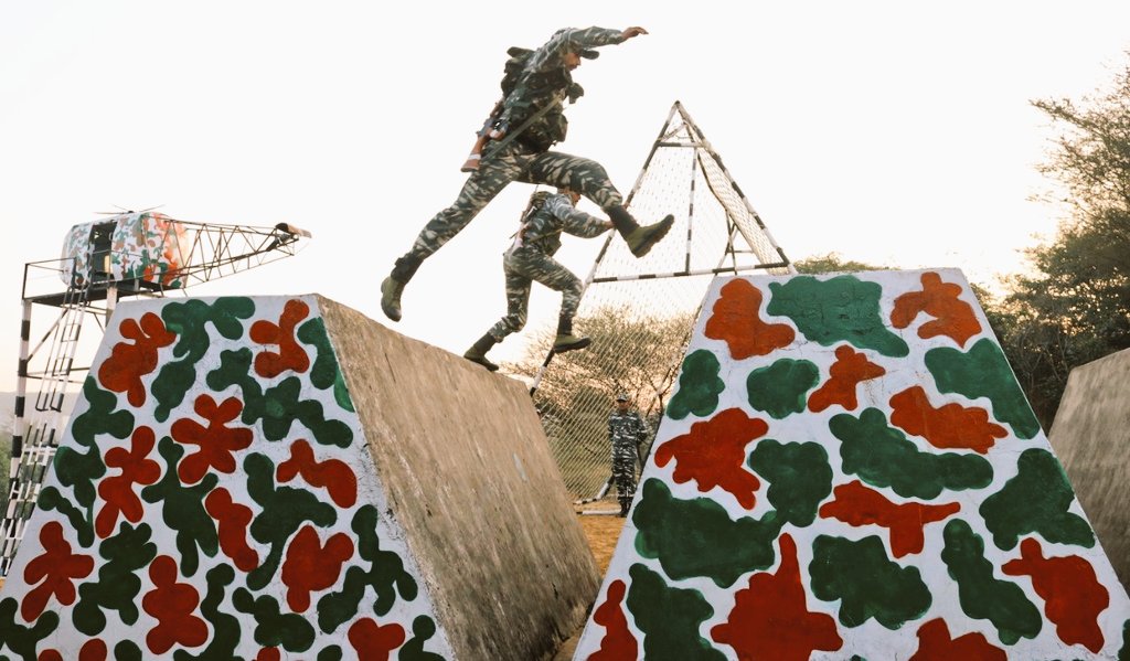 crpfacademyggm1's tweet photo. 51st DAGOs - Fortnight of Competitions: Ironman Trophy comprising of Cycling (5 km), Running (5 km), BOAC &amp; Firing events, was held today. https://t.co/CvVTes2jQv