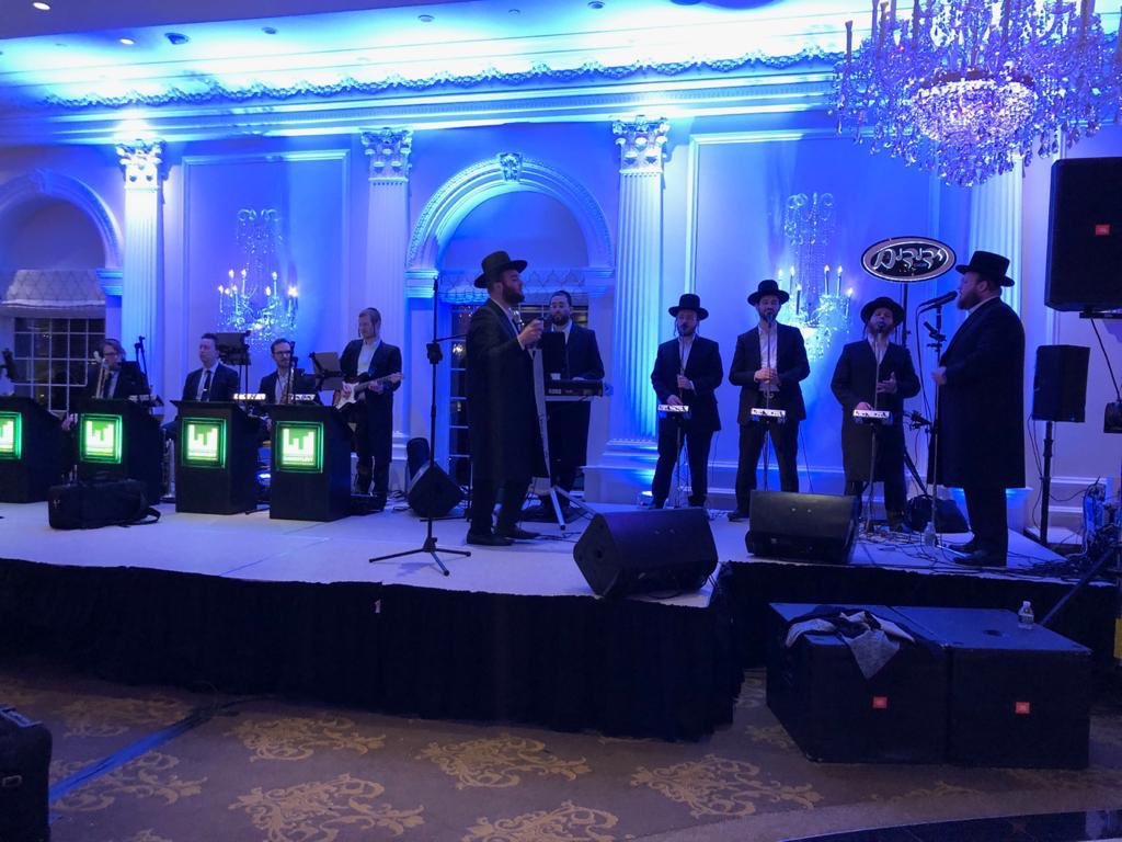 Wedding at @therockleigh with <a href="/ShimmyLevy/">Shimmy Levy</a> • Chaim Brown • <a href="/pinnymandel/">pinny mandel</a> &amp; <a href="/davbernath/">David Bernath</a> •
•
#Yedidim #Yedidimchoir #Yedidimfans #Awesomeperformance #music #jewishmusic #choir #vocals #amazingsound #yiddishmusic 
#jewishwedding #mazeltov