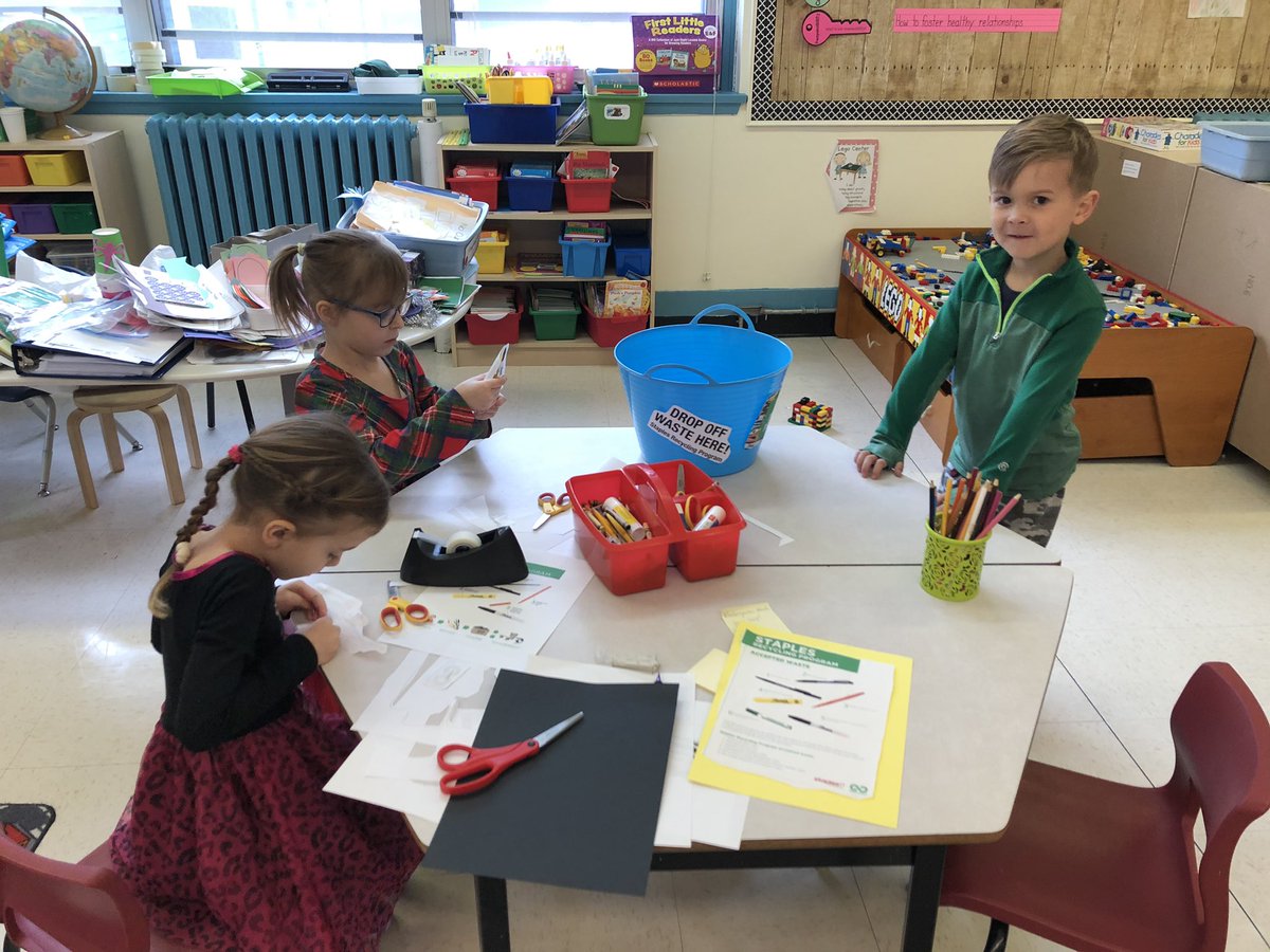 KinderBusyBees's tweet photo. Our Kindergarten class is hard at work creating posters to raise awareness for our school marker recycling program initiative! @lakecrestnl @StaplesCanada https://t.co/NQLNj337P4