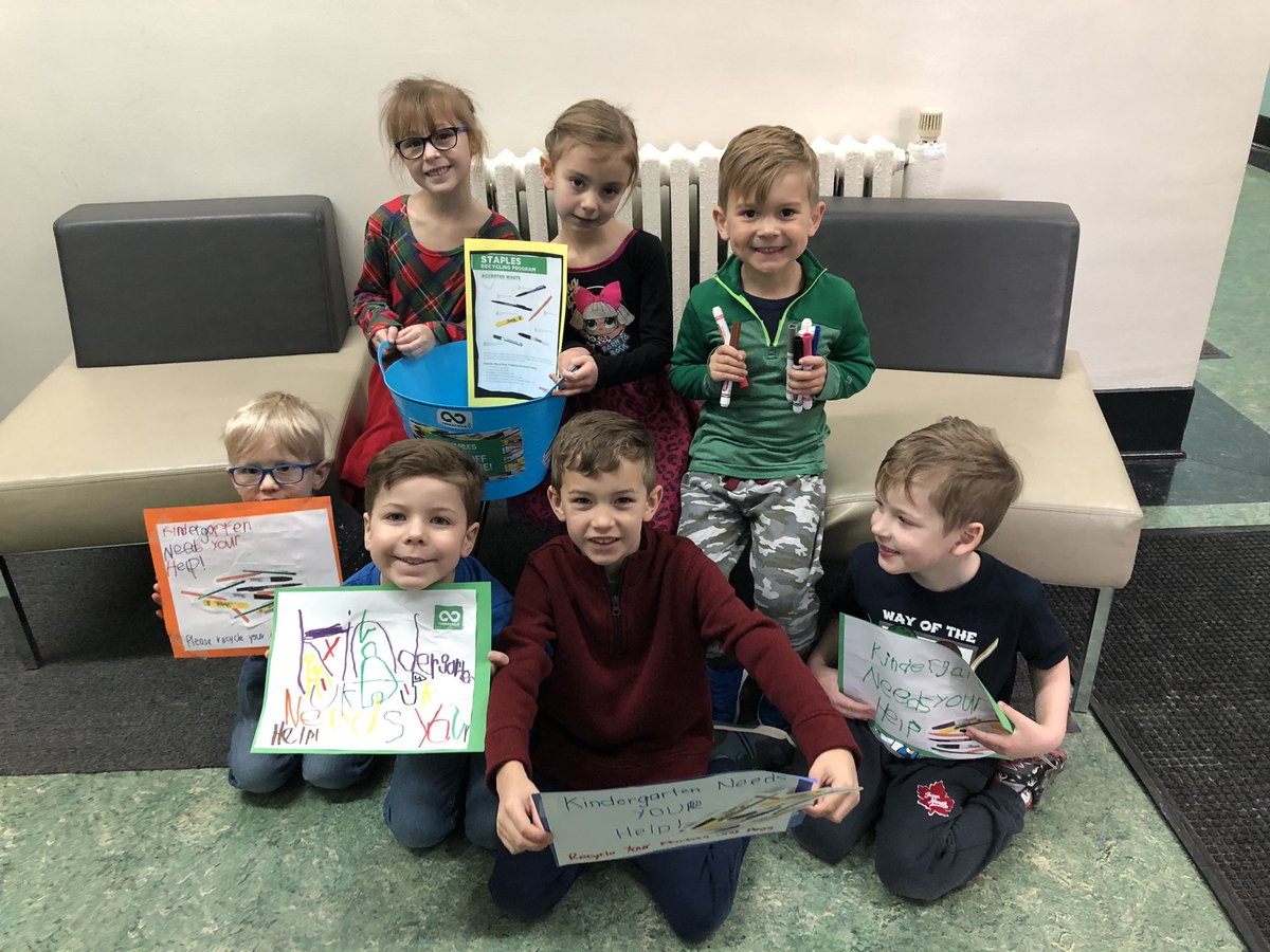 KinderBusyBees's tweet photo. Our Kindergarten class is hard at work creating posters to raise awareness for our school marker recycling program initiative! @lakecrestnl @StaplesCanada https://t.co/NQLNj337P4