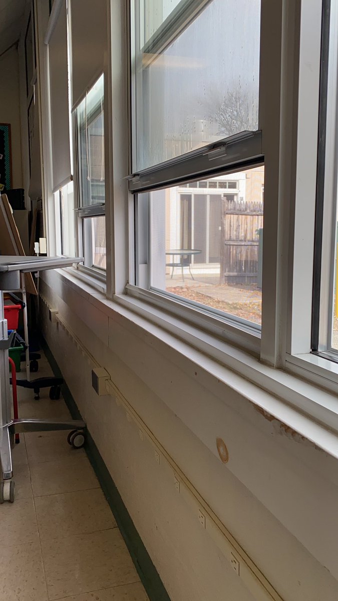 mrsestle's tweet photo. Love having the windows WIDE open today!! @ExeterLSS https://t.co/2B3uf0Y7E6