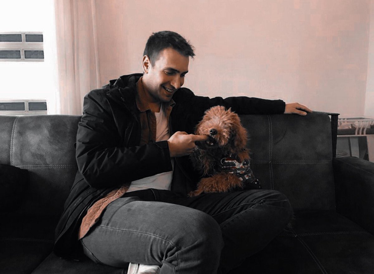 astepepics's tweet photo. 🐶 • #UlaşTunaAstepe https://t.co/KSXwLcrgd1