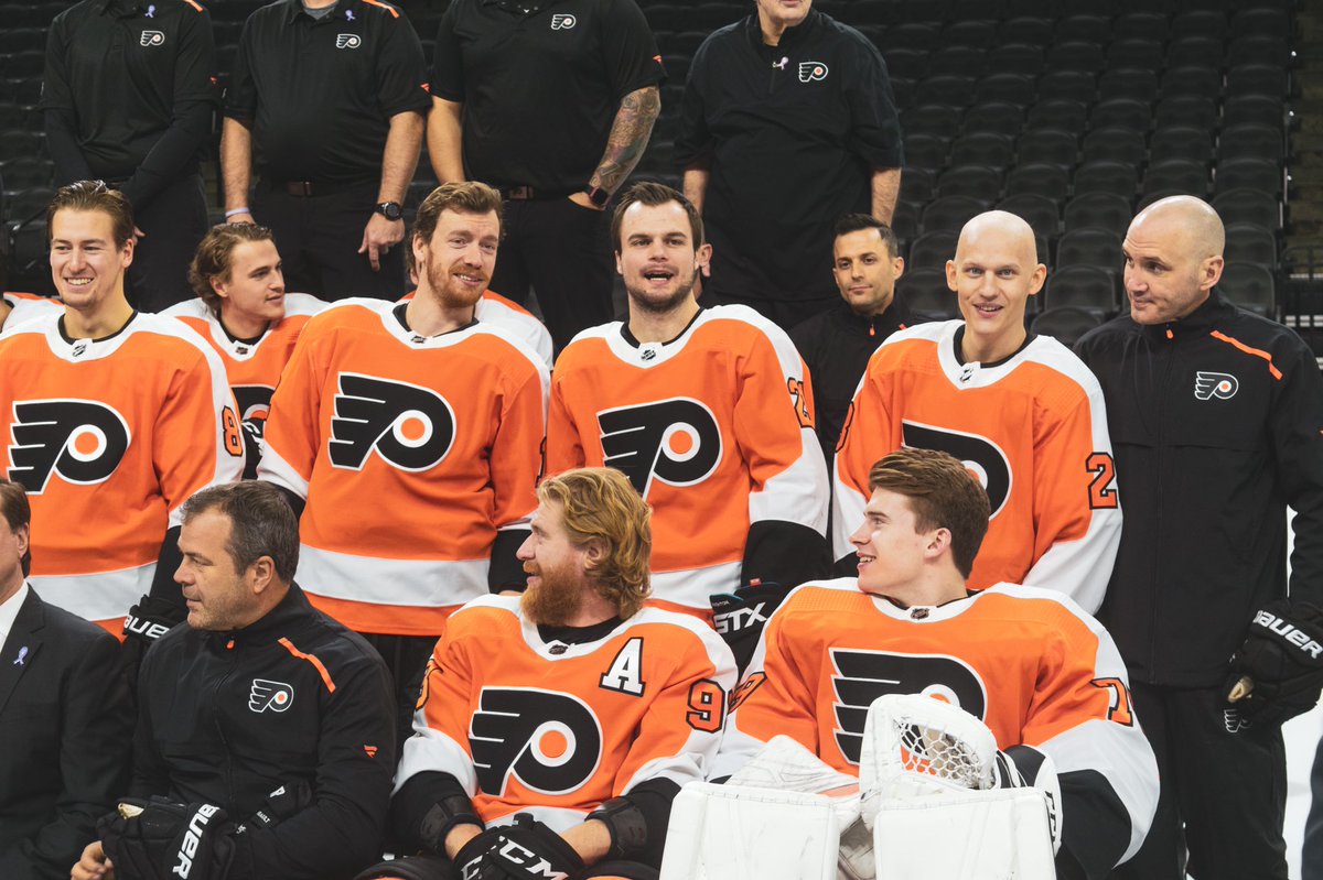 NHLFlyers's tweet photo. Lots of reasons to be smiling at @WellsFargoCtr for picture day. #NowOrNever https://t.co/q5HscFTzJ3