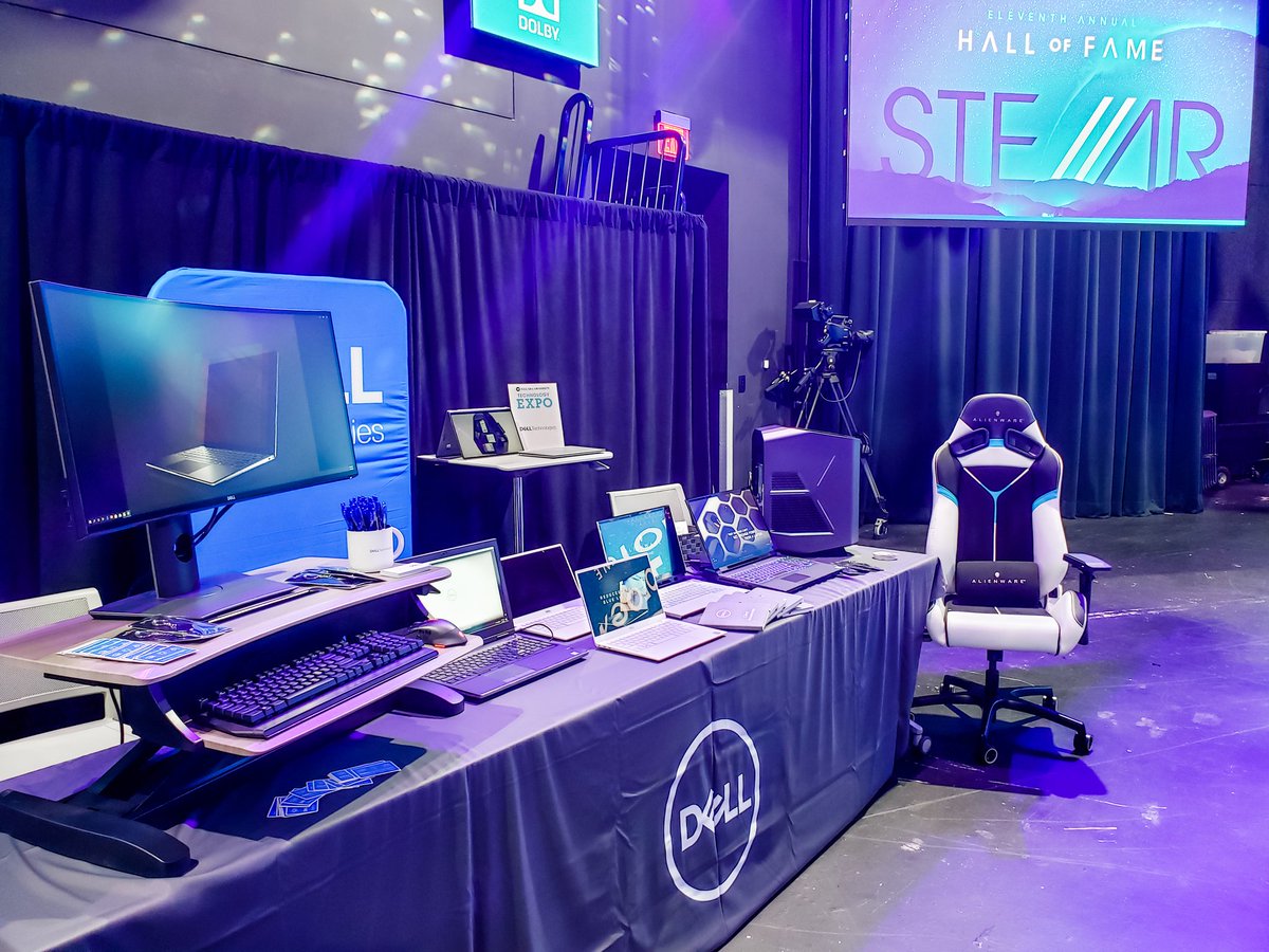 laurhobbs's tweet photo. Great start to the week supporting Hall of Fame Week @FullSail in the @FullSailArmada esports Fortress! @DellEMCedu https://t.co/ZHdDHSAIsm