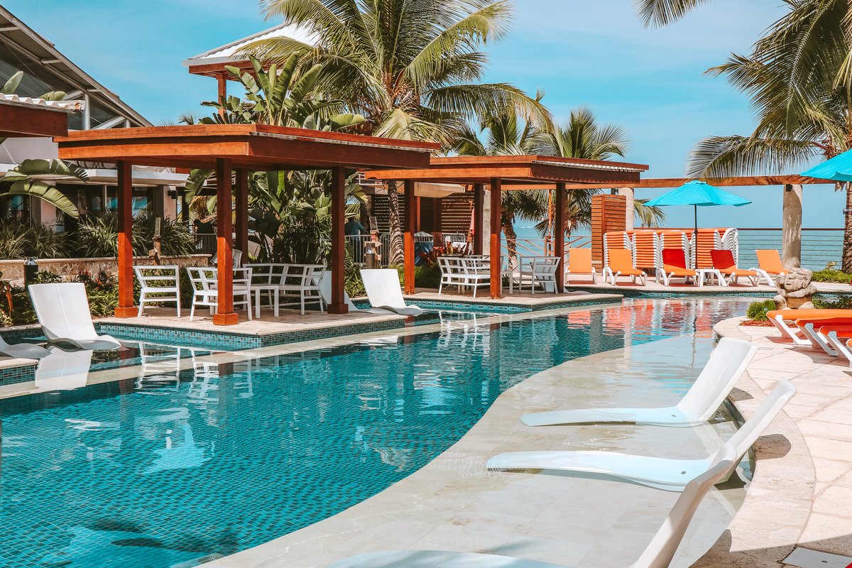 The best way to start your week: Join us at #VivoParadise! 

Wish you were here! 
#VivoBeachClub #LiveWhereYouVacation 
#PuertoRico #VivoExperience #LiveTheExperience