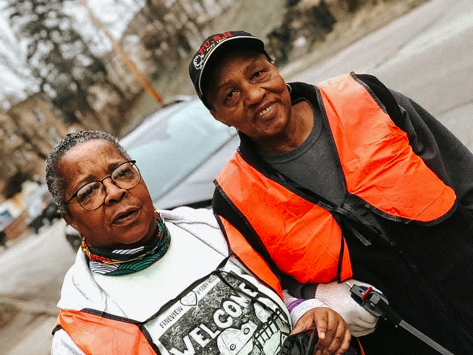 1NorthsidePgh's tweet photo. Just a few of the many neighbors that have given some of their time to work hands-on to give back to our flourishing community🌸🍃 #OneNorthside #Northside #Giveback #Community #Pittsburgh #Fourishing #HandsOn #Neighbors https://t.co/lcR5qvryC6