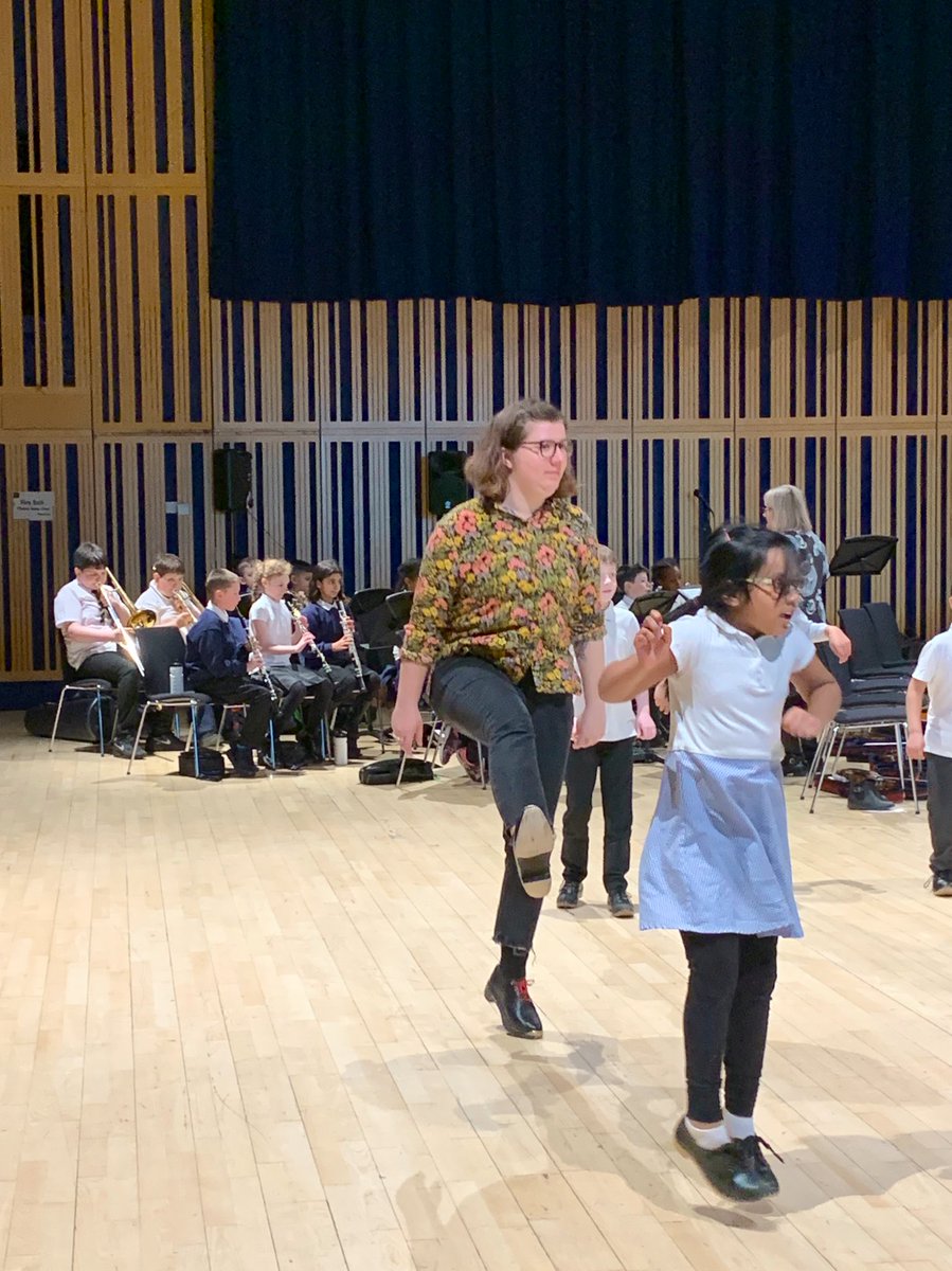 InHarmonyNE's tweet photo. We ended the day performing the folk pieces we’ve been practicing on our instruments to each other’s dances! Thank you to all the musicians, parents who came along, @_Folkworks and @KingsmenSword for an amazing day learning all about folk music and dance 🎶🎻 https://t.co/8l4RZhpmFc