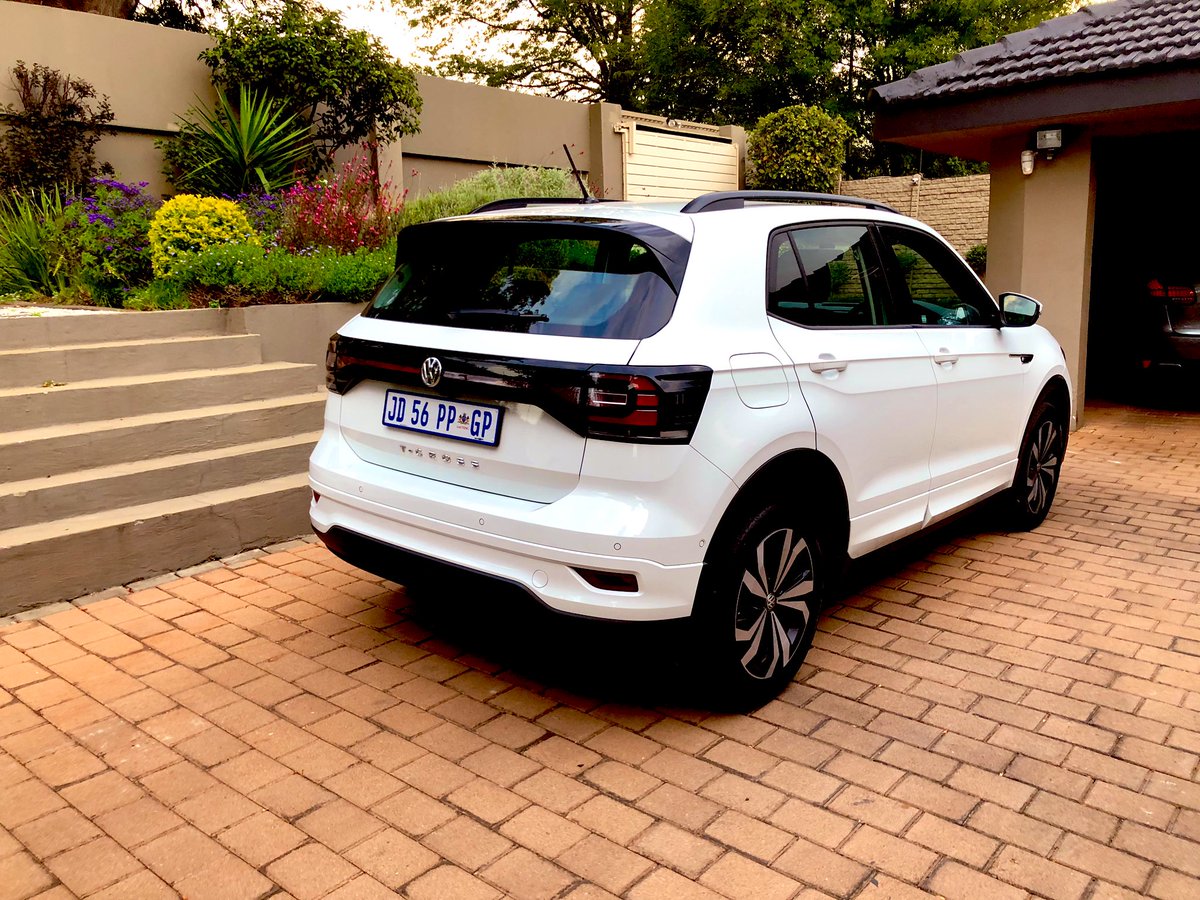 Torque_Talk's tweet photo. @VWSAnews one of the best city SUV’s I have ever driven. The all new T-Cross in R Line package. Punchy 1.0 liter engine and 7 speed DSG gearbox make for fun cruising around. Thanks to compact package makes for easy maneuvering. Great space too. https://t.co/qnsdQbpjg8