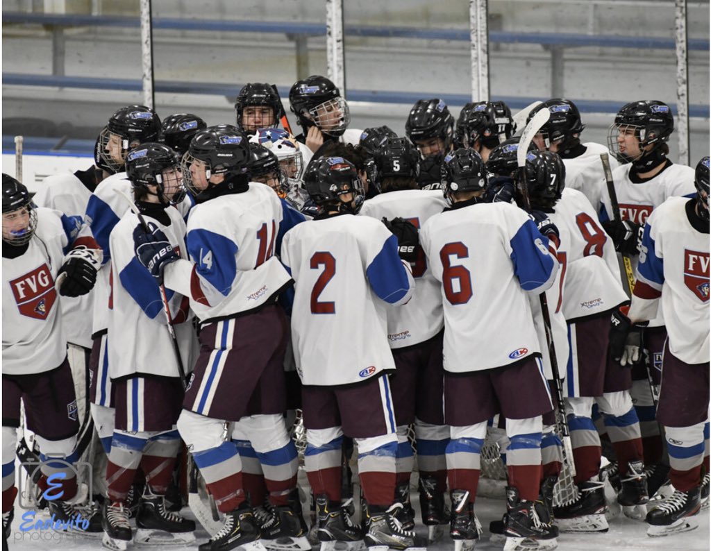 FVG_Hockey's tweet photo. It’s time.
#14 East Haven Yellowjackets @ #3 Farmington Valley Generals.                     ⏰ 7:00 pm.                                              🥅Avon Old Farms https://t.co/uDSBep2gaX