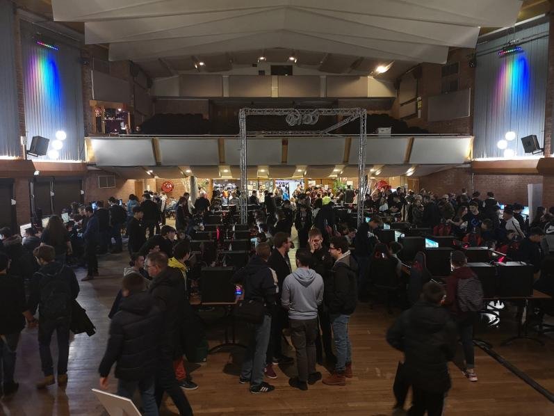 Events_Elysium's tweet photo. Samedi 07 Mars, nous avons eu le plaisir d'organiser le tournoi Fortnite à la #GamingNetwork4 de @VilleLambersart ! 

Evénement très agréable à réaliser ! Merci à @ScoupEsport pour les 40 posts ! 😊

A la prochaine les Gamers ! 🎮 https://t.co/PurlzLdKeJ
