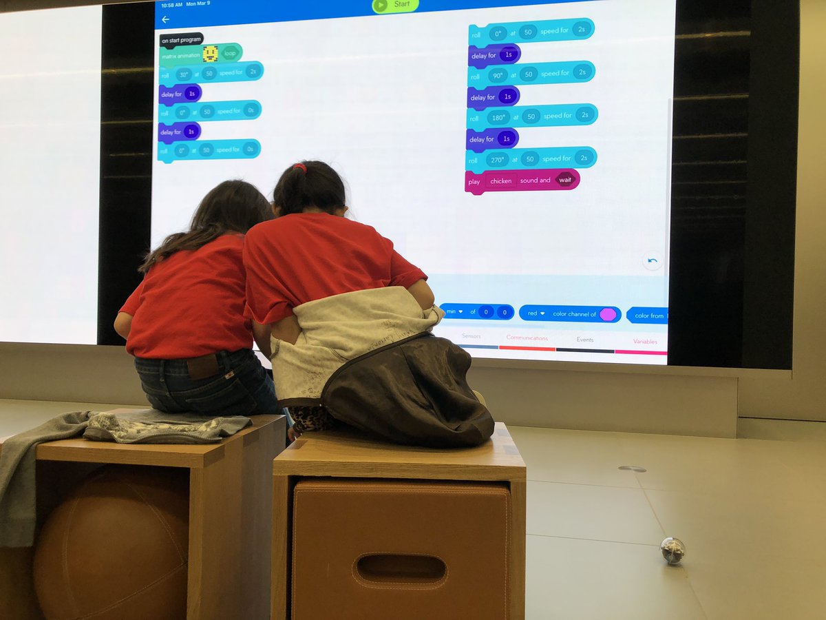 techteacher78's tweet photo. Chancellor 2nd graders are learning to code a robot at the Apple Store! @AliefISD @AliefTech #AliefAtApple https://t.co/yvoqZ5PVp7