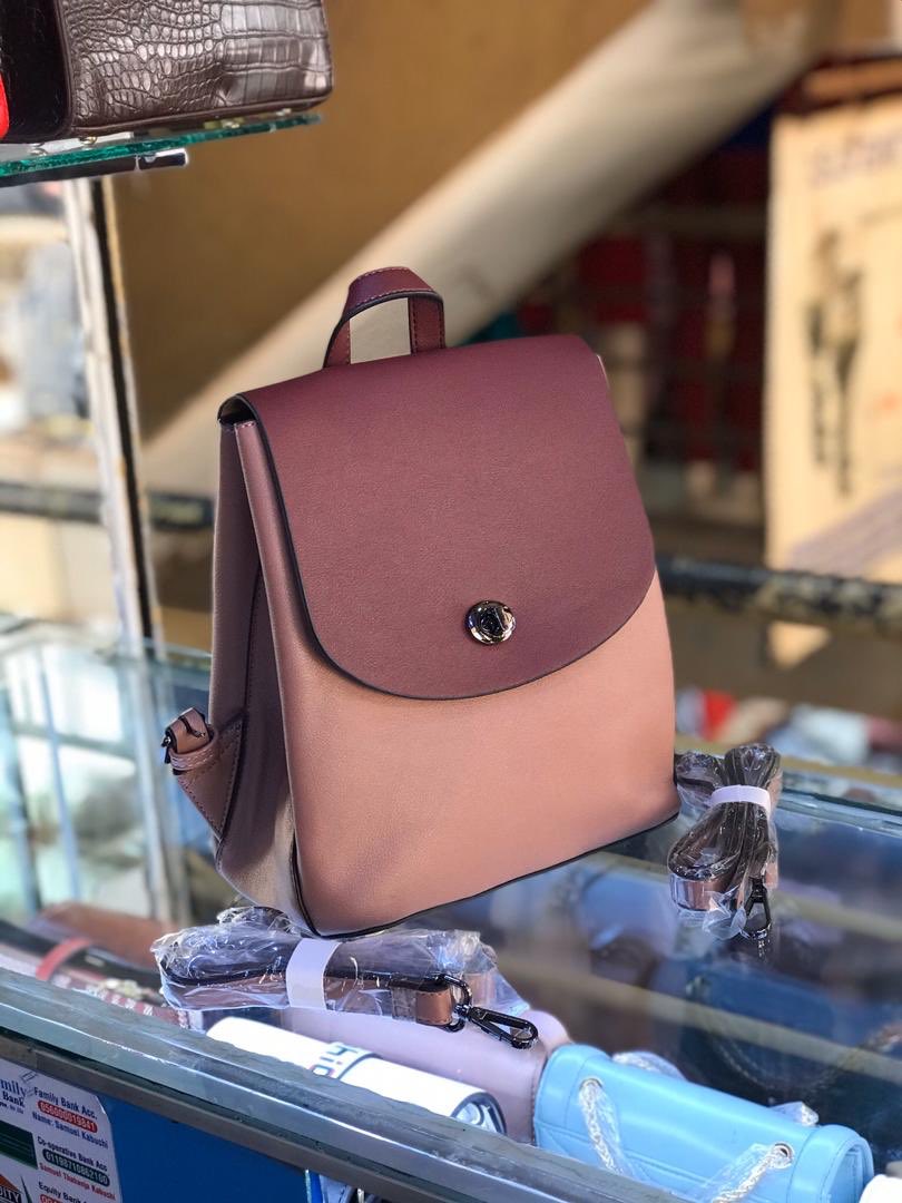 lykadalia's tweet image. Support my hustle 🙏🙏🙏.My customer might be on ur timeline