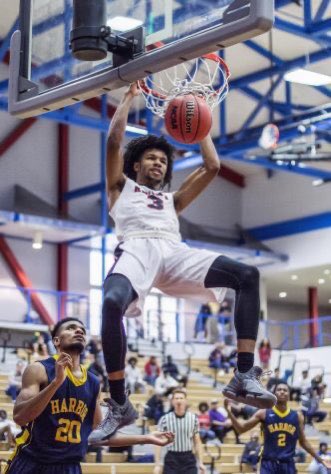 CoachDAmbro's tweet image. No.... Thank you! 🙏🏼 You and your brothers made history here and provided memories for a lifetime!#KnightsFam #RingMe 💍 #Champions #BackToBacks 64-8 Guys!