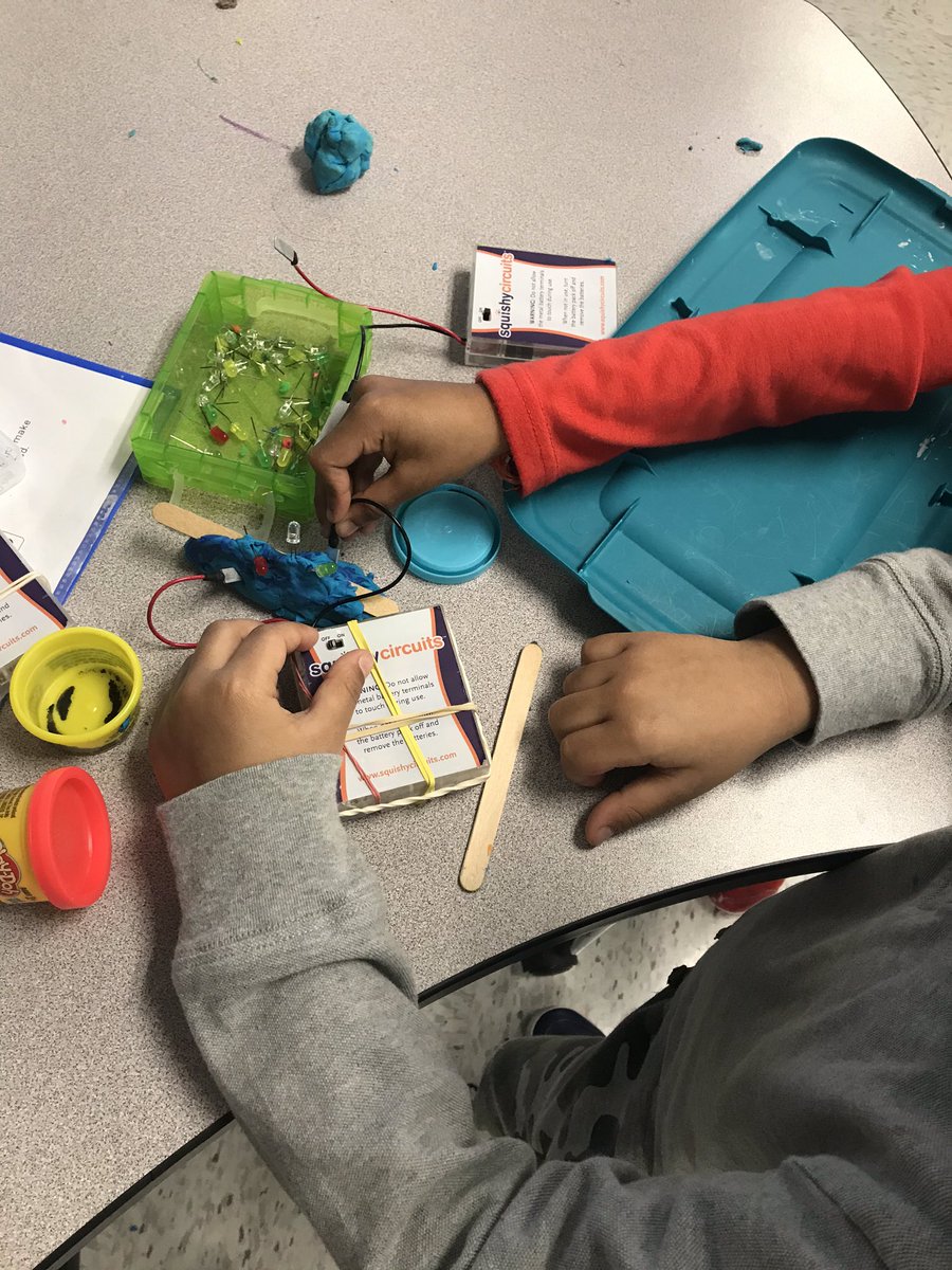 Kim Engle tweet media