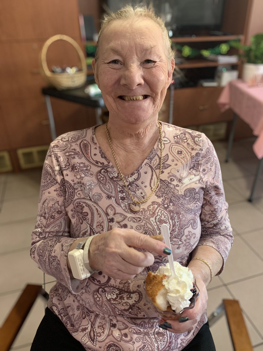 MapleVillaLTC's tweet photo. Here are pictures of our “Afternoon at the Spa” celebrating some of our beautiful ladies on International Women’s Day 2020. https://t.co/izXam1PecH