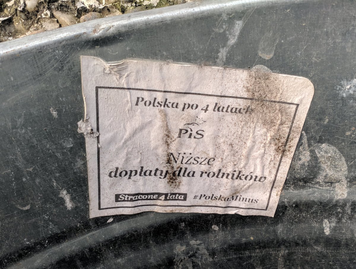 MaksAtak's tweet photo. Takie tam ze spaceru.
Zapewne ktoś zadowolony tak jak większość NIE głosująca na PiS
#PolskaMinus
#WyboryPrezydenckie2020
#Wybory2020
#PADisBAD
#wyPAD
#PisOff
#2MLD
#10MLD
# https://t.co/USxOLpwCJQ