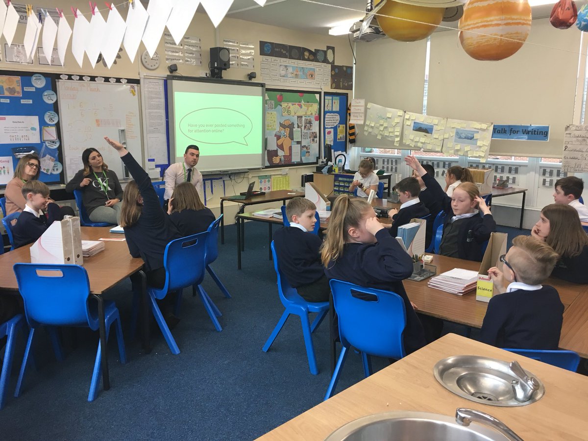 SpringCottagePS's tweet image. Mr Tucker, Miss Rogers and Mrs Keogh held an e-safety open floor session in #springcottage5T and #springcottage5L this afternoon . #springcottageict #esafety