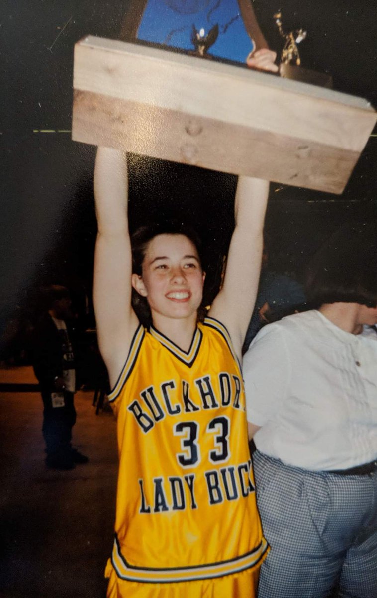 Apeemac's tweet image. Day 6 - so this pic is only a little past 15 years old but this is a favorite in the time capsule. #ALAMLE #MLEM20 Little did I know I would return to this campus as an administrator. 💙🦌 @BuckhornMiddle