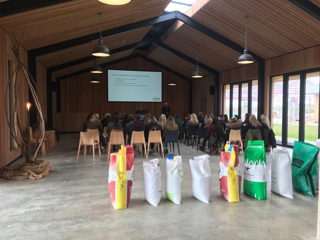 CotswoldSeeds's tweet photo. A group of students from @royalaguni visited @RealFarmED today as part of the equine industry module of their equine degree. Paul, Manager of Cotswold Seeds, gave a presentation on the agricultural supply chain and the business of equine grass leys #equine #grassleys https://t.co/CkWgtqJx3C