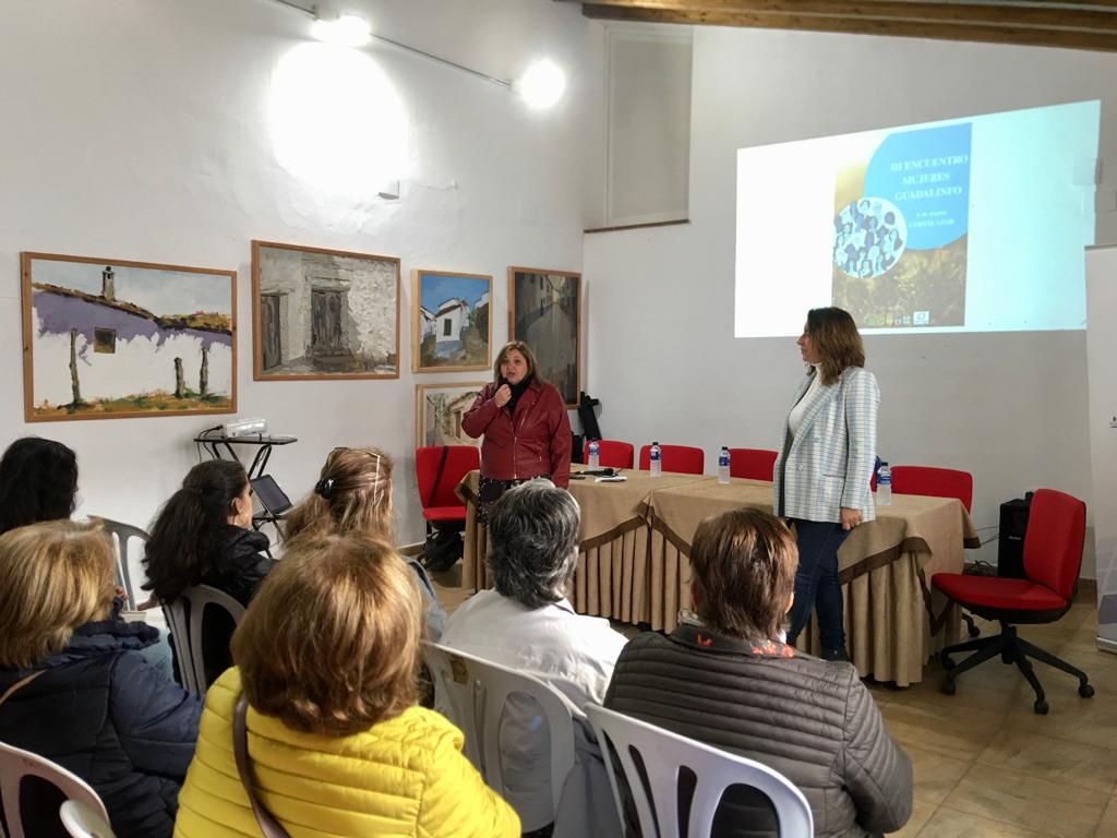 CGPuertoMoral's tweet photo. Así fue el #IIIEncuentroMujeresGuadalinfo que se celebró en #Cortelazor el pasado viernes día 6, para celebrar el #diainternacionaldelamujer. Participaron 
@CGPuertoMoral,@GuadaEncinasola,@Guadalinfocsb,
@CGlosmarines,@guadalinfoHS. https://t.co/2nPKCAaNWd