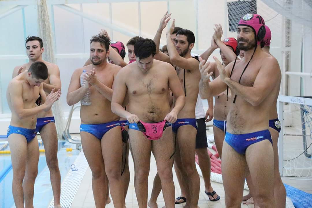 ✔️VICTORIA, 4° PUESTO Y PLAY-OFF.

Ya tienes en nuestro Facebook la crónica de la última jornada, donde vencimos al CW Chiclana asegurando así nuestra participación en los play-off por el título.

🤽 CD ÉPSILON SEVILLA 12-6 MILLÁN SERVICIOS CW CHICLANA.

#VamosEpsilon
