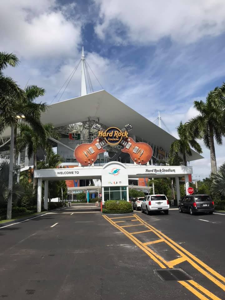 NflWeekends's tweet photo. #coronavirus isn't stopping us. We have explored behind the scenes of the @MiamiDolphins. What a great place to watch a game and take in an amazing city. #NFLWeekends https://t.co/HzJYCAq5ag