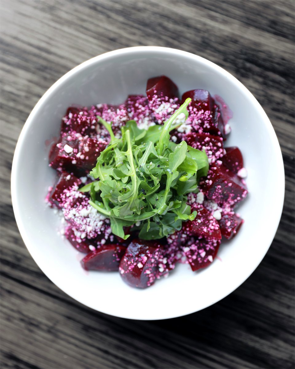 MonzaPizzaBar's tweet photo. Monday lunch moves, for those of us working on our beach bodies -- our Beet Salad is an amazing start to your meal at Monza and a favorite among regulars.  Come see us!
#monzapizzabar #beetsalad #lunchmoves https://t.co/Q5wEvvPZCW