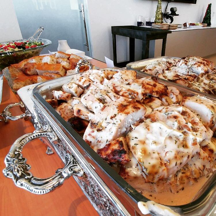 Bow chicken bow wow.