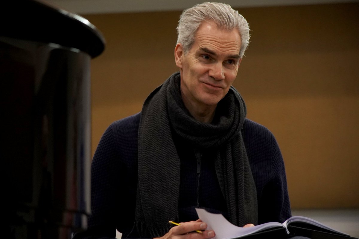 the_halle's tweet photo. Actors' rehearsal for this week's Beyond The Score - Beethoven Symphony No.5 concerts @BridgewaterHall with Creator Director @GerardMcBurney actors @TamzinGriffin @ambermgmt Dominic Gately @anguswright Rob Pickavance &amp; pianist @gemmabeeson

Book tickets: https://t.co/i83VsYFoao https://t.co/6yHzoNPELr
