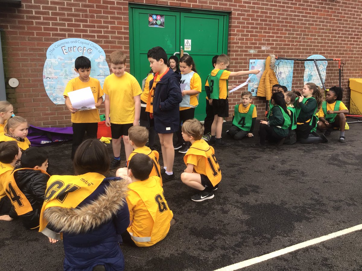 firsprimarysale's tweet photo. Congratulations 🏑 #Year3SM on securing victory over #Year3CS in our first #SportsRelief tournament of the week with a final score of 2-1 🏆 #Hockey #Players #Managers #AssistantManagers #Team #Referees #ActiveFirs #Intraform #SportsRelief2020 @comicreliefsch https://t.co/7814oTH64f