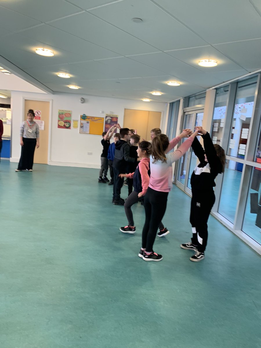 DeanburnPS_P7A's tweet photo. We had a lovely first day of #MaxintheMiddle. Lots of getting to know you activities and games. @NHSForthValley #healthandwellbeing ππβοΈπ https://t.co/0L18mCSGVe