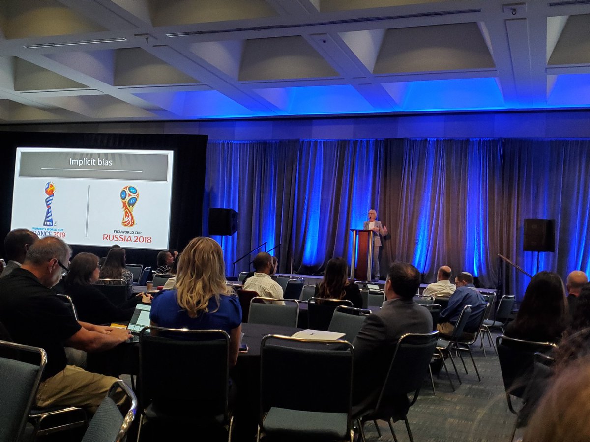 ItsGreeban's tweet photo. Fantastic Opening Keynote from @dr_nlo. No doubt @lynnekingsmith would have loved it! #IAVMRegion7 https://t.co/pMoVhmWoJ8