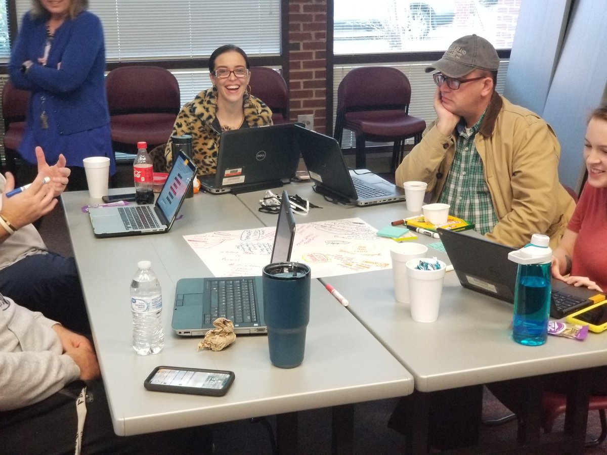 DCSDTL's tweet photo. Exploring Personalized Learning today with @DavieCountySch middle school teachers through #dcsimplement20. Working with @DeanPhillipsMT and @crewsertech on the gist protocol. #experiencedavie https://t.co/x5TKmLgqCD