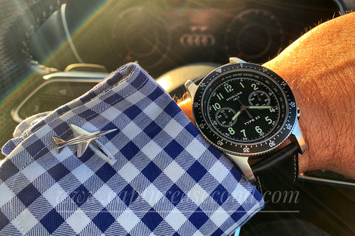 captureasecond's tweet photo. @Dodane1857 Type 23 Flyback Chronograph, designed by an French ex-Jaguar Pilot. Twinned with @IcarusOriginals cufflinks, made from RAF Jaguar metal! #jaguar #avgeek #flyback #flybackchronograph #Dodane #dodane1857 #wristcandy #captureasecond https://t.co/wkpr31XEpF