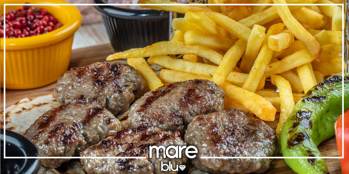 mareblu_cafe's tweet photo. İş dönüşü çok yorulduğunuzu ve acıktığınızı biliyoruz... Üstelik haftanın ilk günü... 

%100 Doğal %100 Dana etinden yaptığımız Izgara Köfte... Sizleri akşam yemeği için bize bekliyoruz... 

 ☎ 0 (0212) 863 10 01

#ızgaraköfte #büyükçekemce https://t.co/SuiW9KAa04