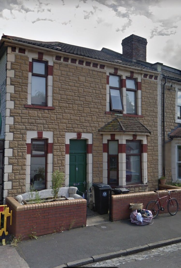 Another small refurbishment project funded by Charterbank. This house in Bristol needed a light refurb before letting. Charterbank provided a non-status bridging loan to purchase the property and carry out Works. The property will be refinanced onto a long term buy to let product