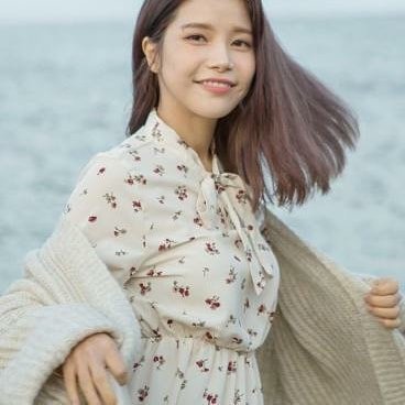 KoreanStyleUlzz's tweet photo. Ayez un flow  décontracté à la MAMAMOO.

Sur le site https://t.co/dn6eIKoCJz rebrique Ulzzang girl.😉

Chemise, sweatshirt, pull, jupe, pantalon,veste... 

-15% avec le code promo : KoreanStyle

#MAMAMOO #KPOP #ULZZANG #ULZZANGIRL https://t.co/dZLUXQ8l1v