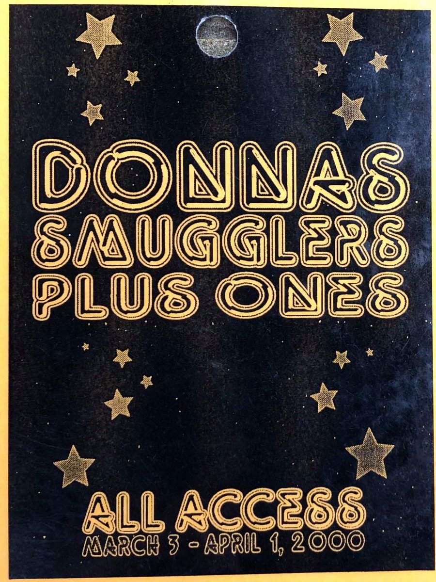 ItsTheSmugglers's tweet photo. 20years ago this month, #theSmugglers embarked on an epic, dirty, sold-out, month-long tour of the US with @thedonnas,  and #thePlusOnes. Posting photos + stories from every day of that tour of March 2000

#thesmugglers #thedonnas #theplusones #lookoutrecords #mintrecords https://t.co/3QY1bZGeIZ