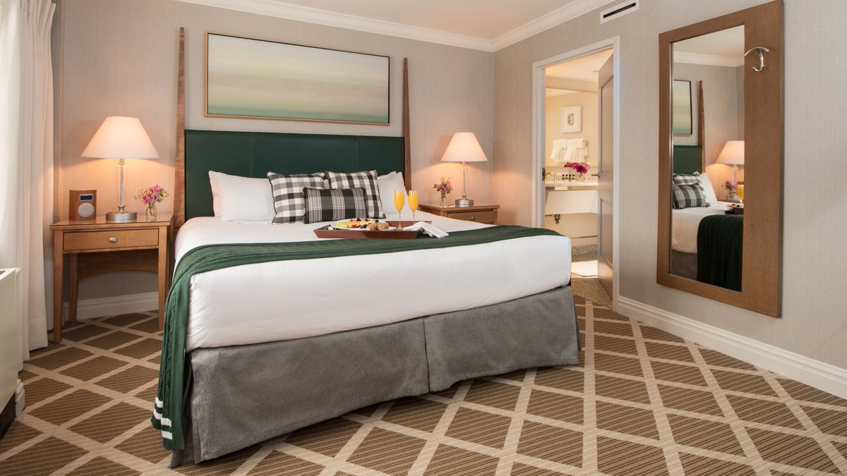 The Hanover Inn tweet media